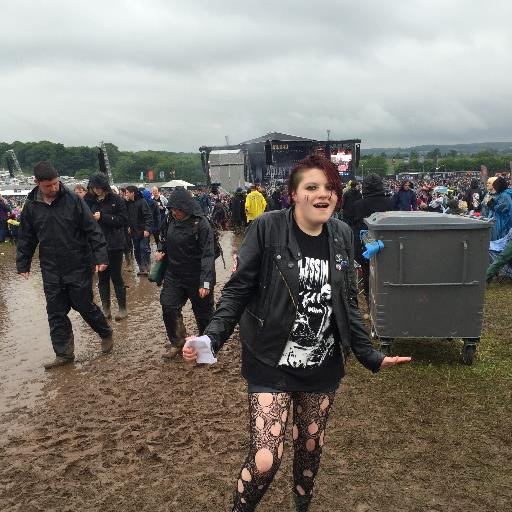 Andyspants99's profile picture. Music is my life fashion & make-up  Netflix  follow my blog  https://t.co/tBpem7oIFQ…