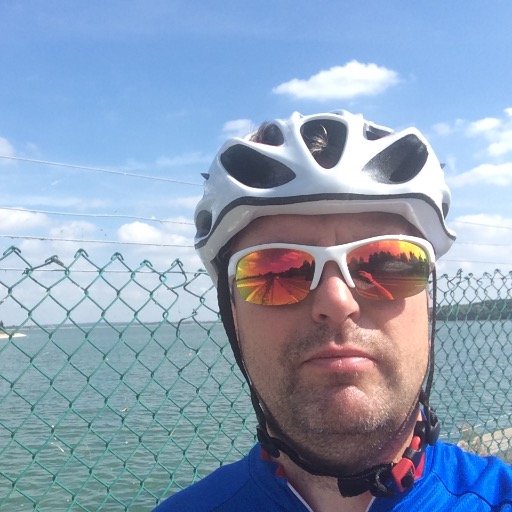 Company Director @SyniadIT, father, husband, cyclist, food lover, wine drinker, music listener, vinyl enthusiast