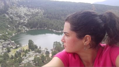 Blnxu85's profile picture. Lidiando con hormonas andantes. Amante de la naturaleza. Soriana en el mundo. Buscando la energía positiva.