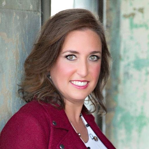 Founder of Women Success Society. Passionate about all things tech, digital marketing, and productivity. Helping women build 6 & 7 figure businesses they love!