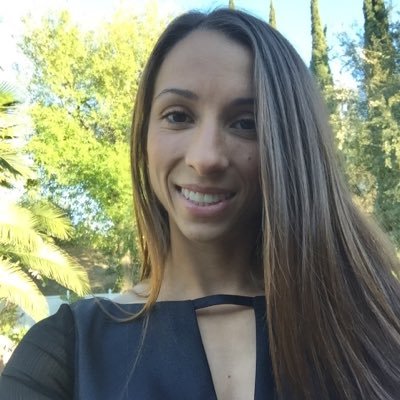 raelynroxie's profile picture. Graphic Design makes my heart move a lot!! @CreativePaperShop