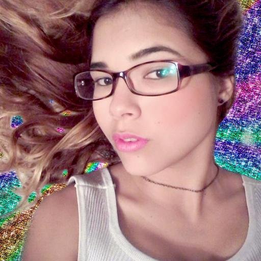 ArwiiAbreu's profile picture. ✈ .nado entre colores. Hashem mi piloto de todos los días.