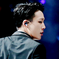 To love Nayeon is to receive a glimpse of heaven ㅤㅤㅤㅤ his girlfriend has a typical pervert face since 0608