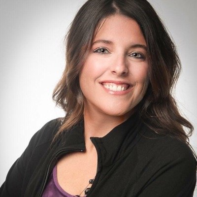 rebeccatynan's profile picture. 🏈+🏐 = ♥️