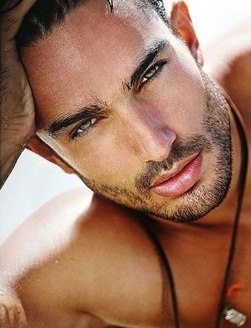 popular_models's profile picture. 