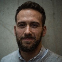 Nyhedschef på RADIO IIII (Undersøger og Morgen)
Tidligere TV 2, Radio24syv og Detektor.
Tlf. 25 69 08 10
Mail: smje@radio4.dk