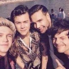 Free Follow. No need to fb instead go follow @malasophie15