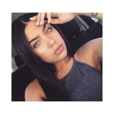 cameliarpgdnp's profile picture. get on your knees | greg.