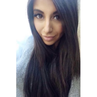 xo_farhana's profile picture. Hairstylist | Educator | @Hedkandisalon Instagram: xo_farhana