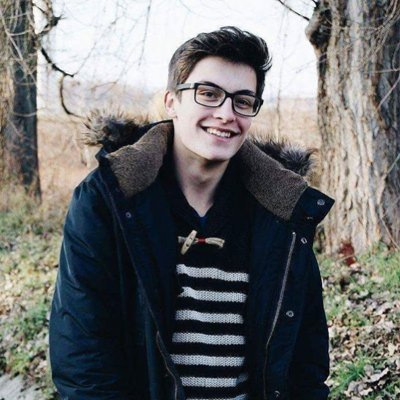 ORileyKing's profile picture. hey im JR yeah im a nerd so what im 16 and im not normal but i dont care about normal