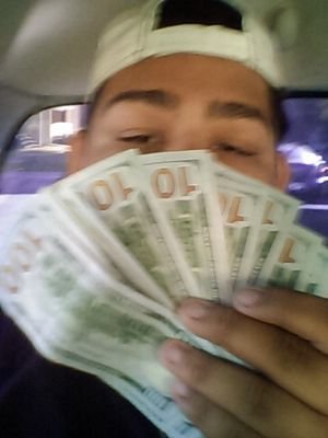 DevilsDress's profile picture. money.