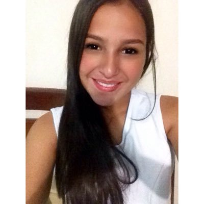 MaferEcheverry's profile picture. Deja que Jesús ocupe el trono de Tu Corazón. God's little princess. Crazy for JESÚS!!