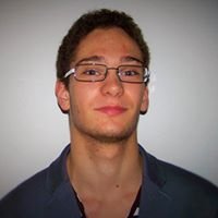 Geek, milite pour que le bateau revienne à bâbord, archi-défenseur de nos libertés fondamentales, optimiste !