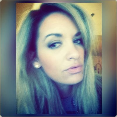 StephanieMac22's profile picture. 