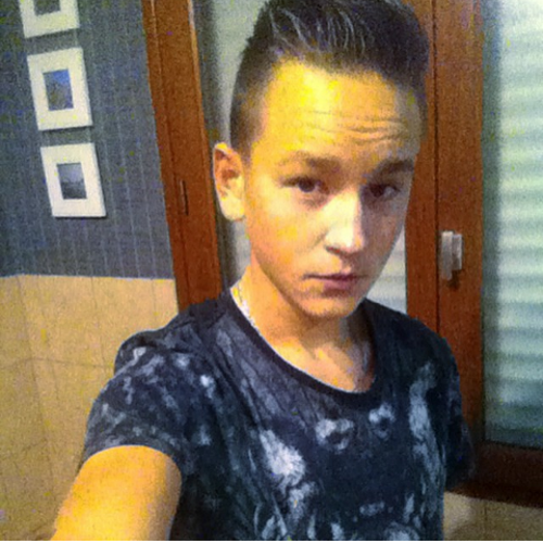 OlivierYoan's profile picture. Y disent que d'la merde que des tralala