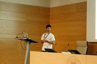 Ingeniero informático por la @UPV | Security lover. A veces la persona que nadie imagina capaz de nada es la que hace cosas que nadie imagina.