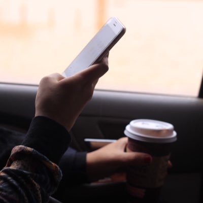 1Teeee's profile picture. 