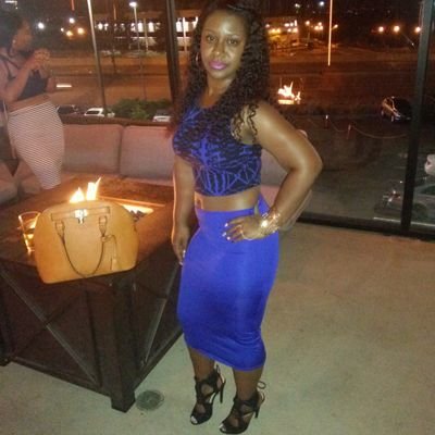 CapeVerdeQueen's profile picture. I compete with no1 and shine no matter what.......simply a queen  #chandlierstatus