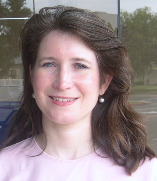 Marketing/Comm Project Manager; experience in Biotech/Pharma/IT and Contract Publishing. 10+ years international marketing.