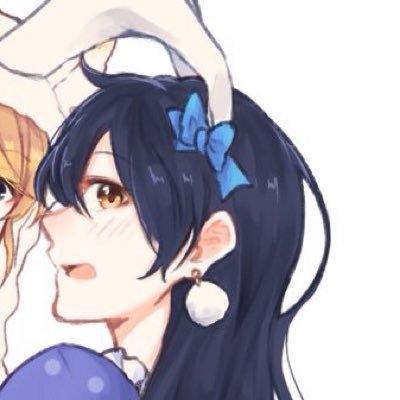 ScandalousBunny's profile picture. Never mind, please look away.