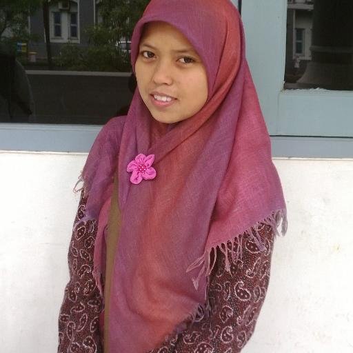 HikmahHabibah's profile picture. 