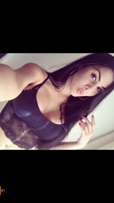 las hermosas chicas de todo el mundo estan aqui si quieres ser una de ellas solo siguenos, correo: chicashermosasv@gmail.com