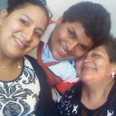 francisgradosj1's profile picture. No puedes venirle con cuentos a quién sabe de historias, no puedes destrozado a quién esta hecho pedazos y quién ha sido destruido sabe como destruir