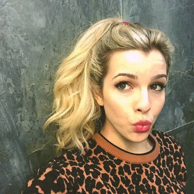 RocioSCcadiz's profile picture. Si tú estás feliz, yo estoy feliz, si tú estás triste, yo...te haré feliz.