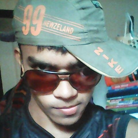 i am farid . my name is farid Ahmed every body calls me farid because that is my nick name. i am from Bangladesh. I am Bangladeshi.