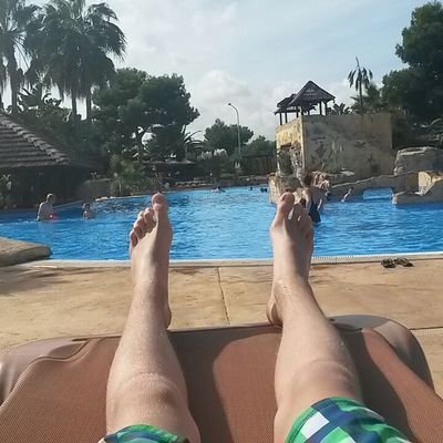 PaBlick_public's profile picture. Dürfte ich Ihnen das Diggah anbieten?