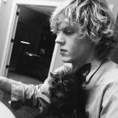 evanrpgfrau's profile picture. amour gloire et gorge profonde