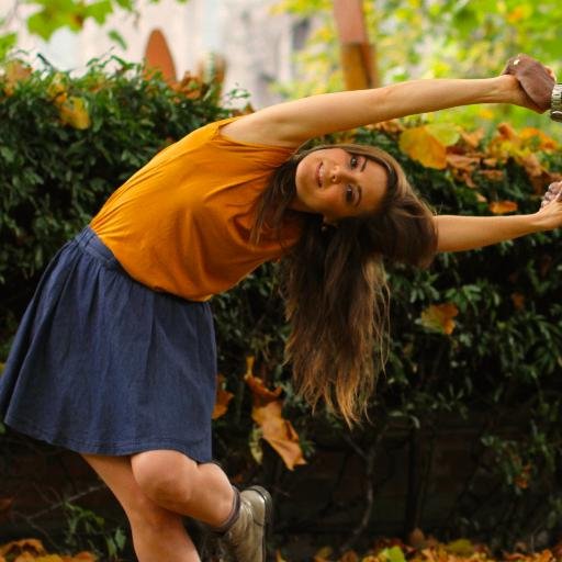 Arts & Health PhD Researcher @qub_ael
Dance @MaidenVoyageIE
Voice @HiveChoir @TonntaMusic
Flowers @weresowgrateful