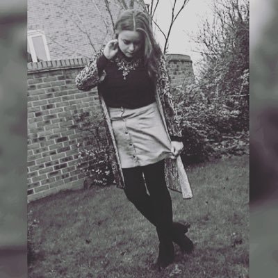 EmillieNardi's profile picture. University of Hertfordshire Fashion Graduate.
Instagram- emilliex