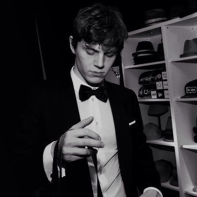 EvanPetersPR's profile picture. 