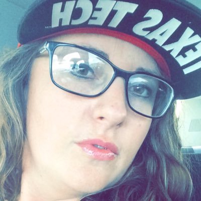 RheaChevonne's profile picture. Wife, Mom, Nurse and Online Coach....I love my life!