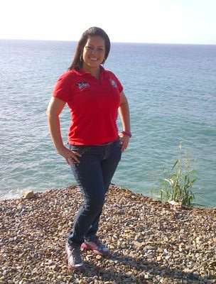 elenaparedes13's profile picture. 100%CHAVISTA