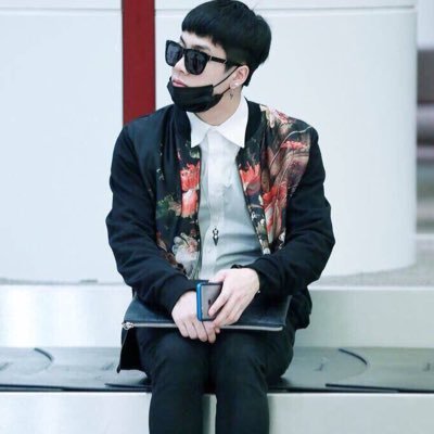 Aimee_JVV's profile picture. 