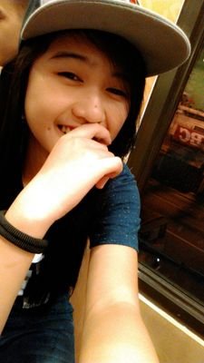 PidlaoanRicheil's profile picture. I love you? Bullshit.