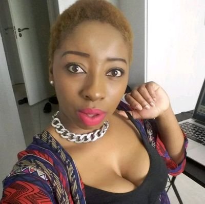 palesasugar1's profile picture. lover of thingz