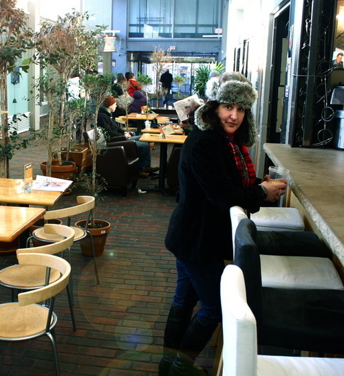 newjerseyist's profile picture. Scialfa, Streep, Sarandon, Shue, Shields, Stewart, Houston & Warwick, Latifah, Hill, Harry, Smith, Handler, Parker, Blume, Mom, Jo & Rachael Zoe!