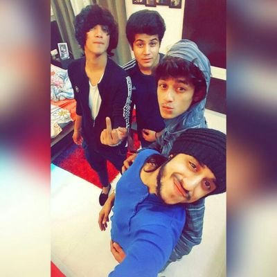 DeshuBirla's profile picture. 