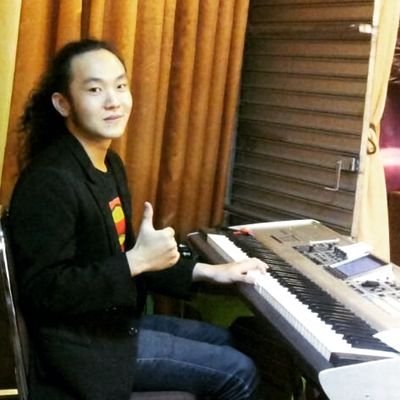 Apa adanya, sekarang disini dan saat ini tok...!!