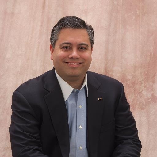 Husband. Dad. Marketing. Sales. Entrepreneurship. Leadership and management. Consumer healthcare. Big company to small. My tweets are mine.