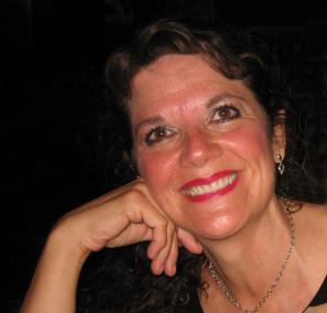 Mom, Gramma, Calligrapher, Entrepreneur, Lover of Life