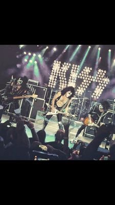 kisslovegun1973's profile picture. KISS (★_^) Tokyo!