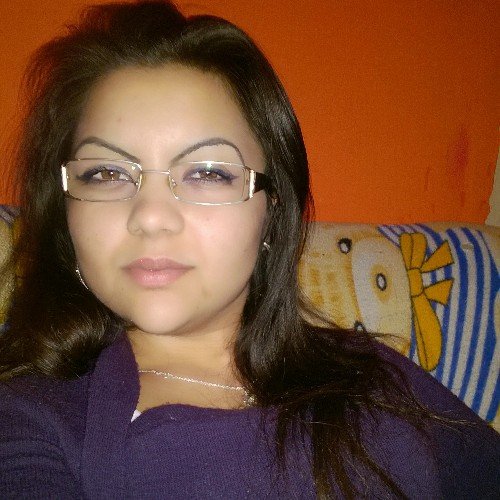 EdinaHamza's profile picture. 