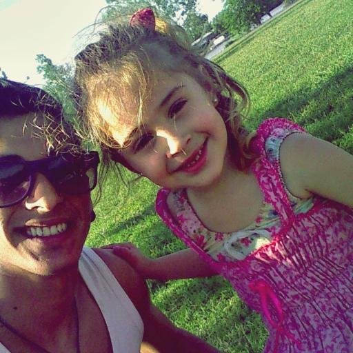 Y SI Te Sientes Soloita No Lo Dudes Y Ablame.. Y SI Te Siente Solita No Lo Dudes Y Buscame....♫♪ https://t.co/bDpj2MK6Ay