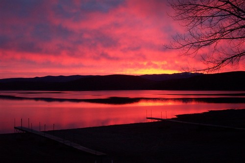 TOPAZLAKERVPARK's profile picture. 