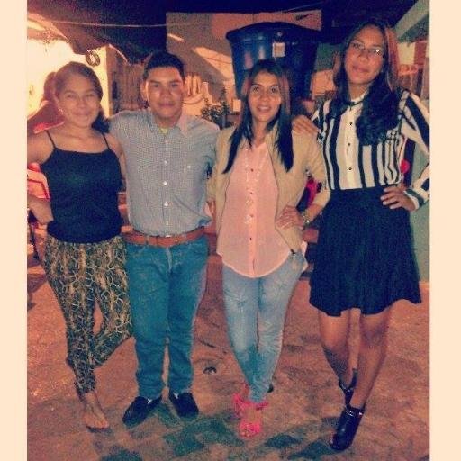 EscalonaLaura's profile picture. welcome to my profile:D
Dios en ti ConfiooO:)...Graciaas pr estar a mii ladoo y compartir tus sueños con migoo por ser la luz q mee haa iluminadoo:)