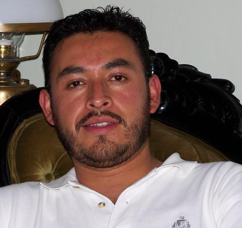 tonovel's profile picture. 